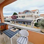 Apartamento Melani *