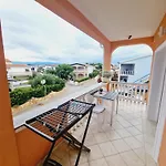 Melani Apartamento Vir