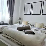 Apartamento Melani *