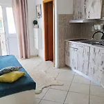 Melani Vir