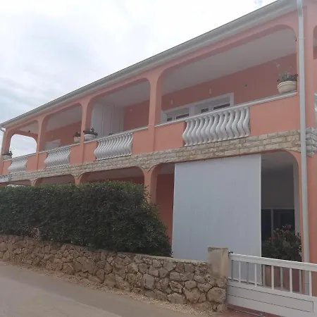 Apartamento Melani Vir