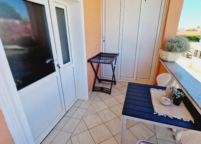 Apartament Melani Vir