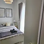 Melani Appartement Vir