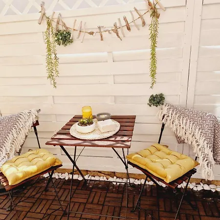 Melani Apartment *