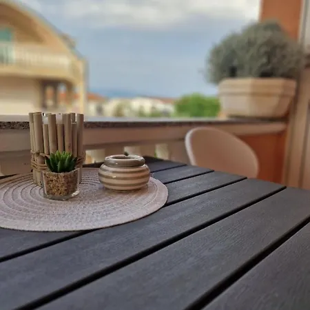 Apartment Melani *