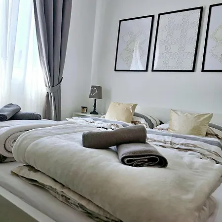 Apartment Melani *