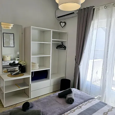 Apartment Melani Vir